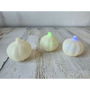Mini light up LED‎ pumpkin Halloween white set village